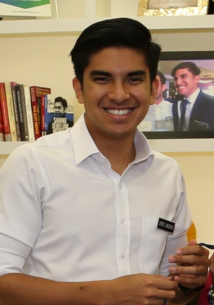 Bakal pengantin risau tarikh sama dengan Bella Astillah, Syed Saddiq