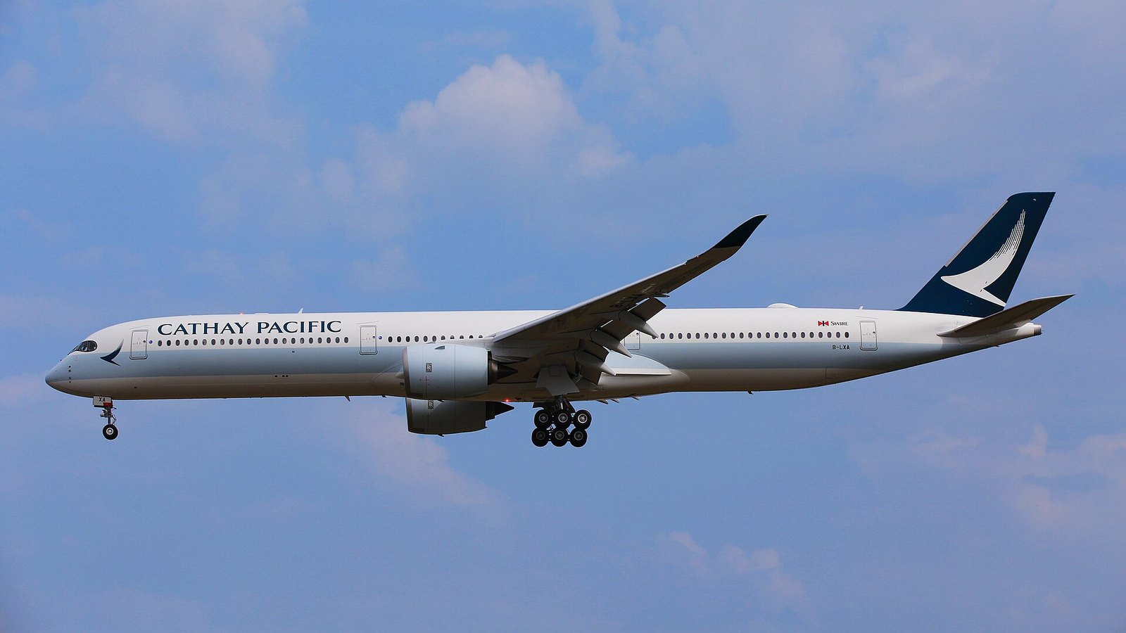 Cathay Pacific catat untung separuh tahun terbaik sejak 2010