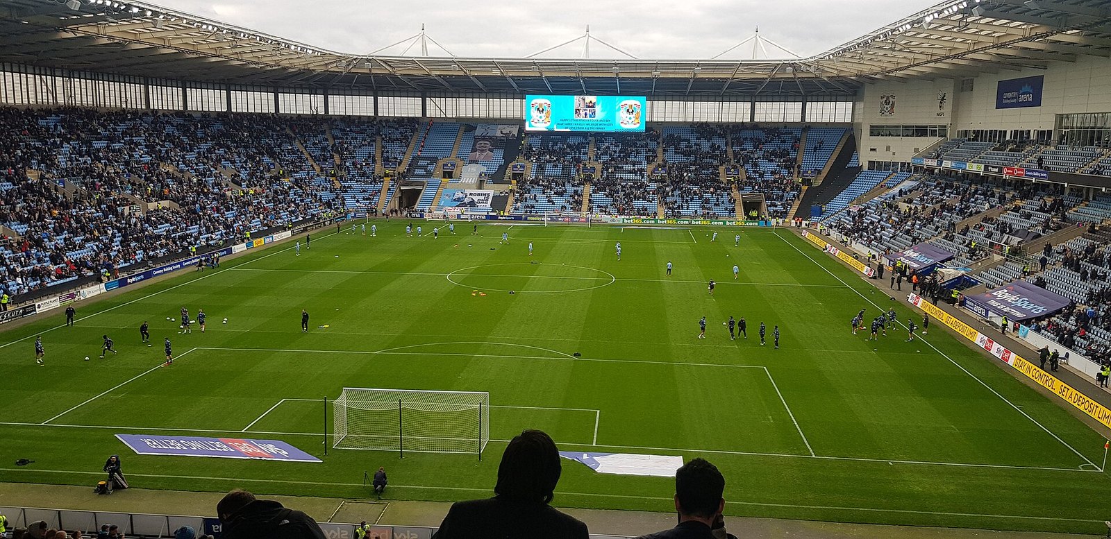 Coventry rekrut Pinnock, Disasi sertai Crystal Palace secara pinjaman