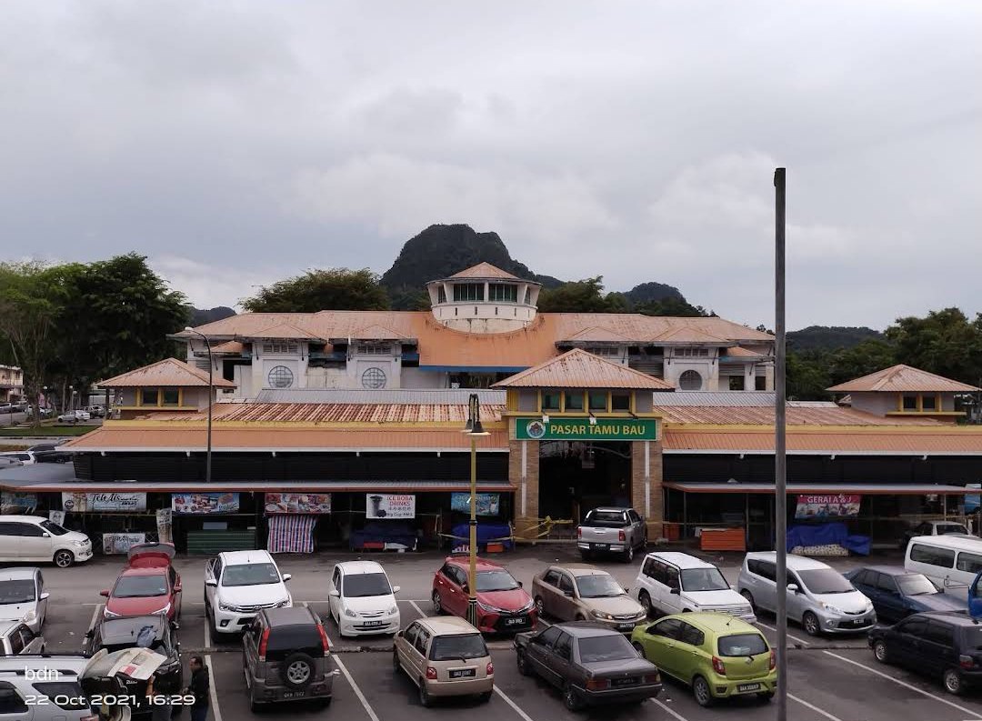 Teacher Found Dead in Sarawak School Toilet