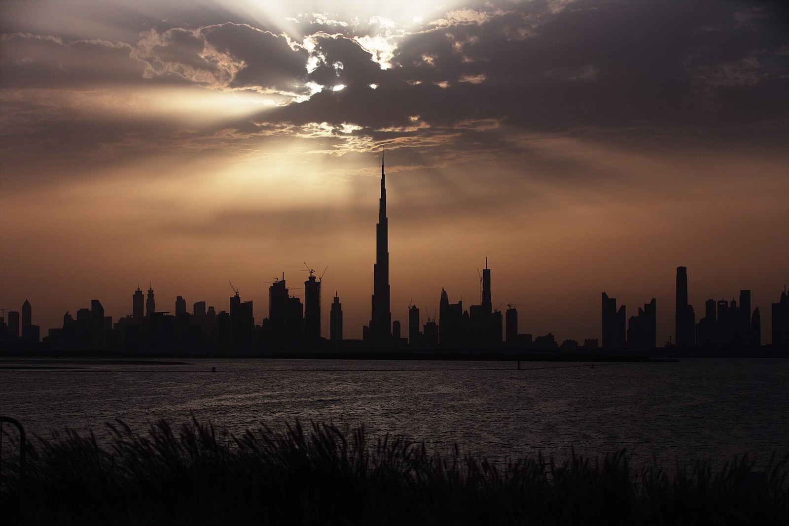 Jamaludin, 71, impi lompat pangkalan dari Burj Khalifa
