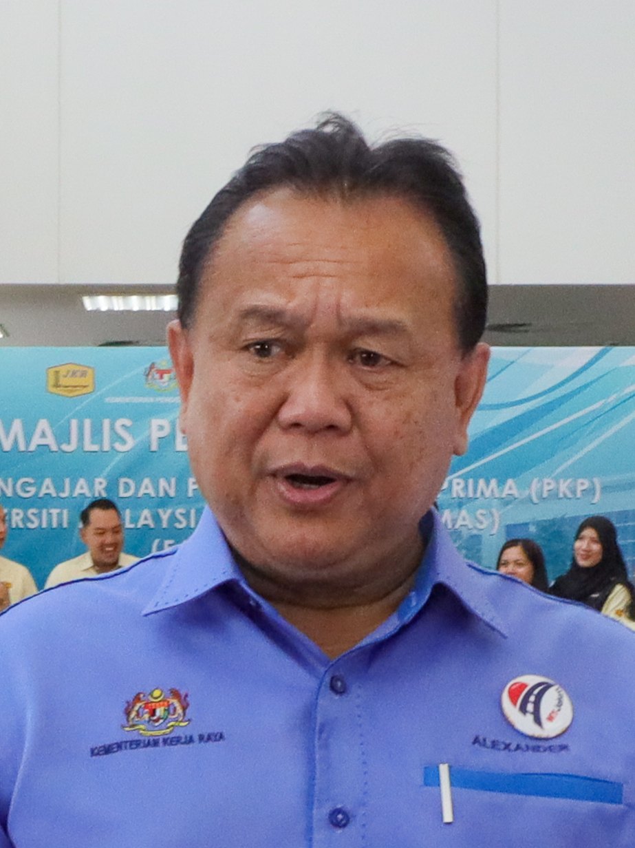 Nanta arah pemegang konsesi LPT2 kaji semula langkah keselamatan selepas kemalangan libatkan gajah