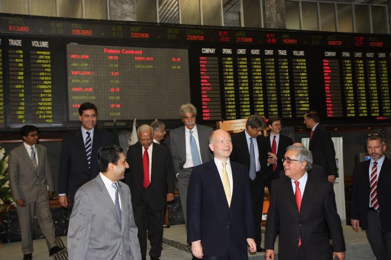 Pertumbuhan Asia-Pasifik Dijangka Perlahan Akibat Tarif, Risiko Geopolitik