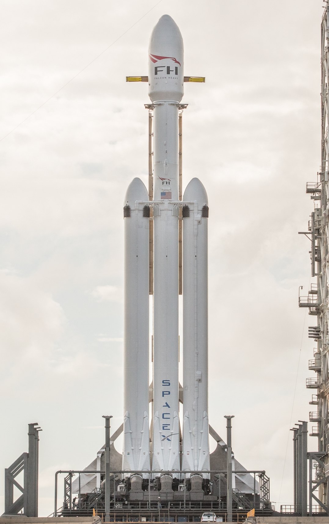 Serpihan Roket Falcon 9 SpaceX Dipercayai Hempas Bulan