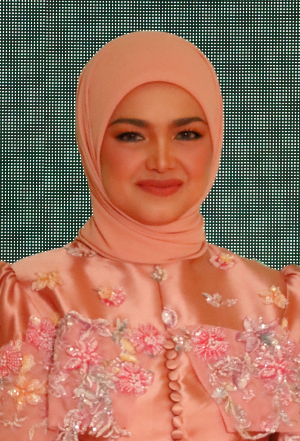Siti Nurhaliza sebak bakal berduet lagi dengan Noraniza Idris