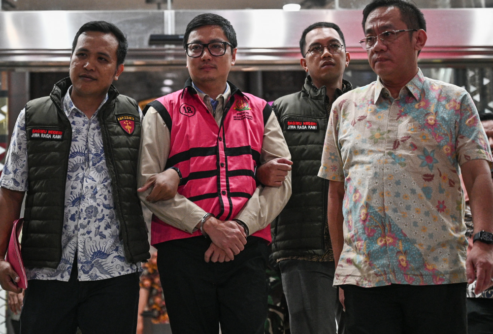 Indonesia's Free Meals Scandal Deepens as Arrest Toll Climbs to Five