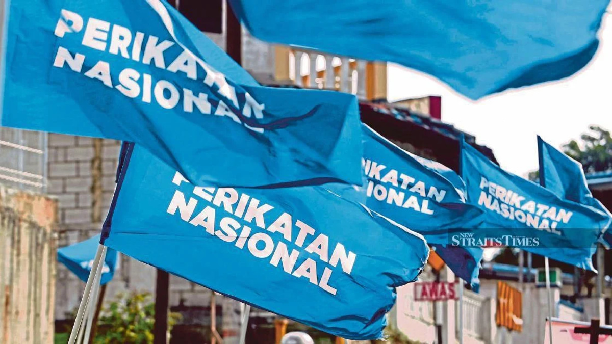 Coalition Authority Clash: PAS Questions Bersatu's Rights to Perikatan Nasional Logo