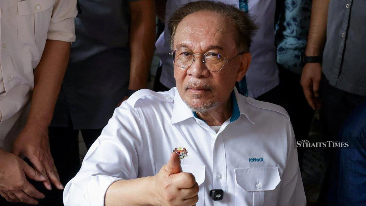 Anwar Ibrahim Tops Popularity Rankings in Fresh Merdeka Centre Survey