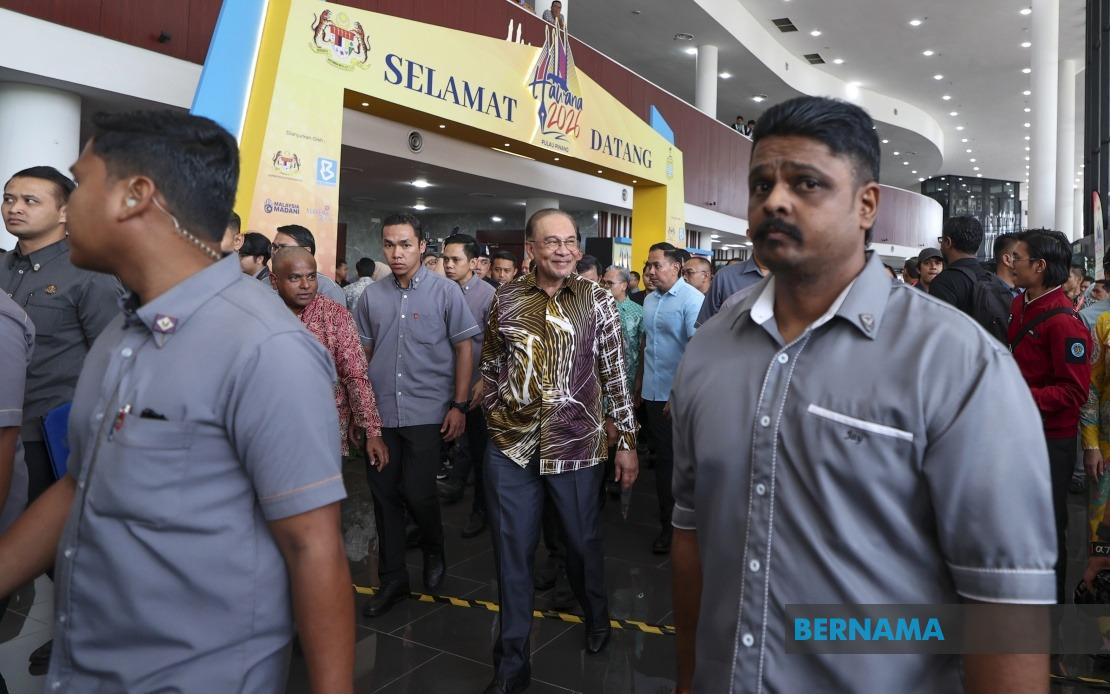 PM Anwar Opens HAWANA 2026 National Journalists' Day Celebration in Penang