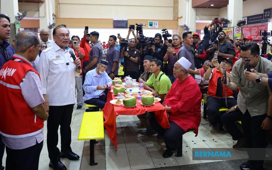 Anwar Calls on Negeri Sembilan Voters to Renew PH Mandate for Stability