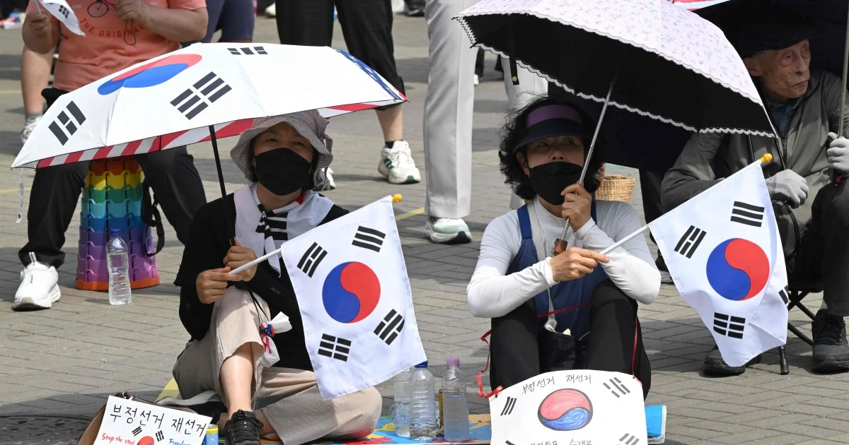 South Korea Parliament Investigates Election Commission Over Ballot Shortage Crisis