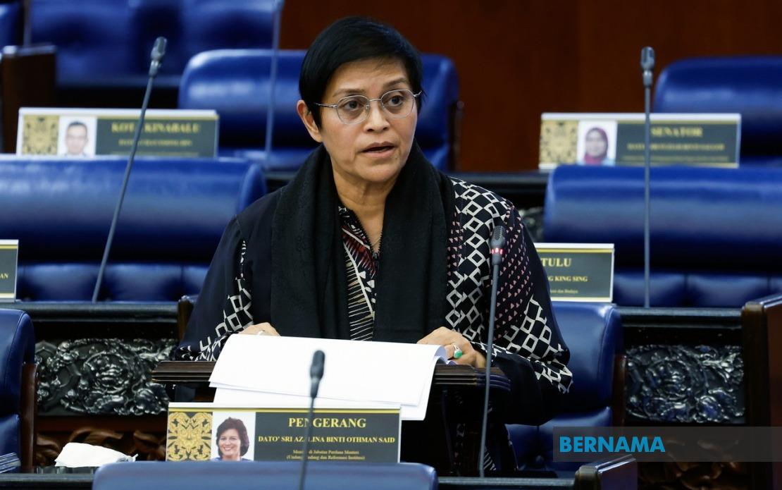 Government Open to Royal Commission on 'Corporate Mafia' if Investigations Warrant It, Says Azalina