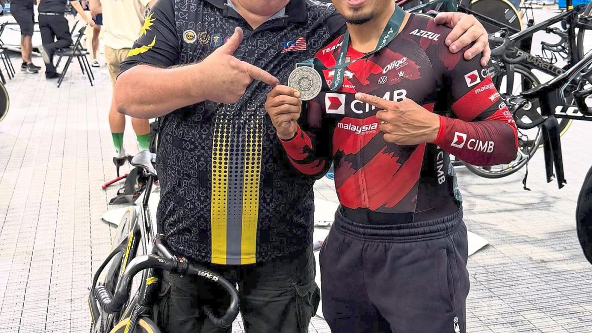 Azizul Ready to Weather Storm for Defending Beasley