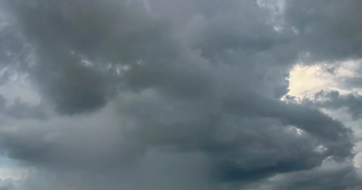 Thunderstorms to Batter Northern States Through Midday