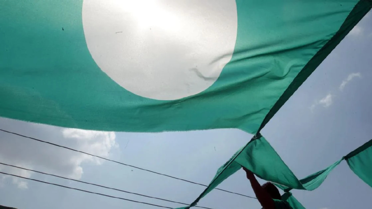 Pas and Opposition Allies Convene amid Mounting Coalition Tensions
