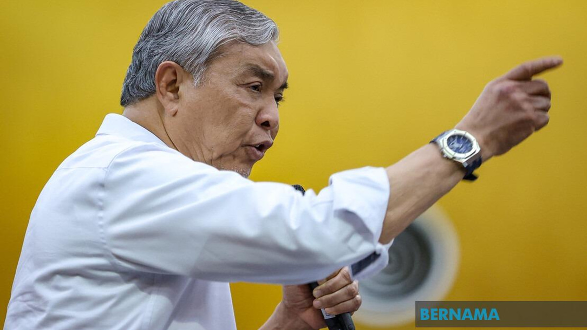 Ahmad Zahid Backs Structured Political Education for Campus Leaders