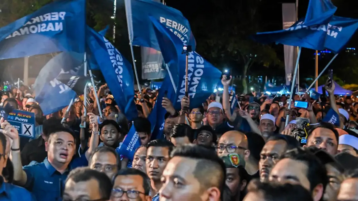 PN Coalition Faces Existential Threat as PAS-Bersatu Tensions Escalate Into 'Guerrilla War'