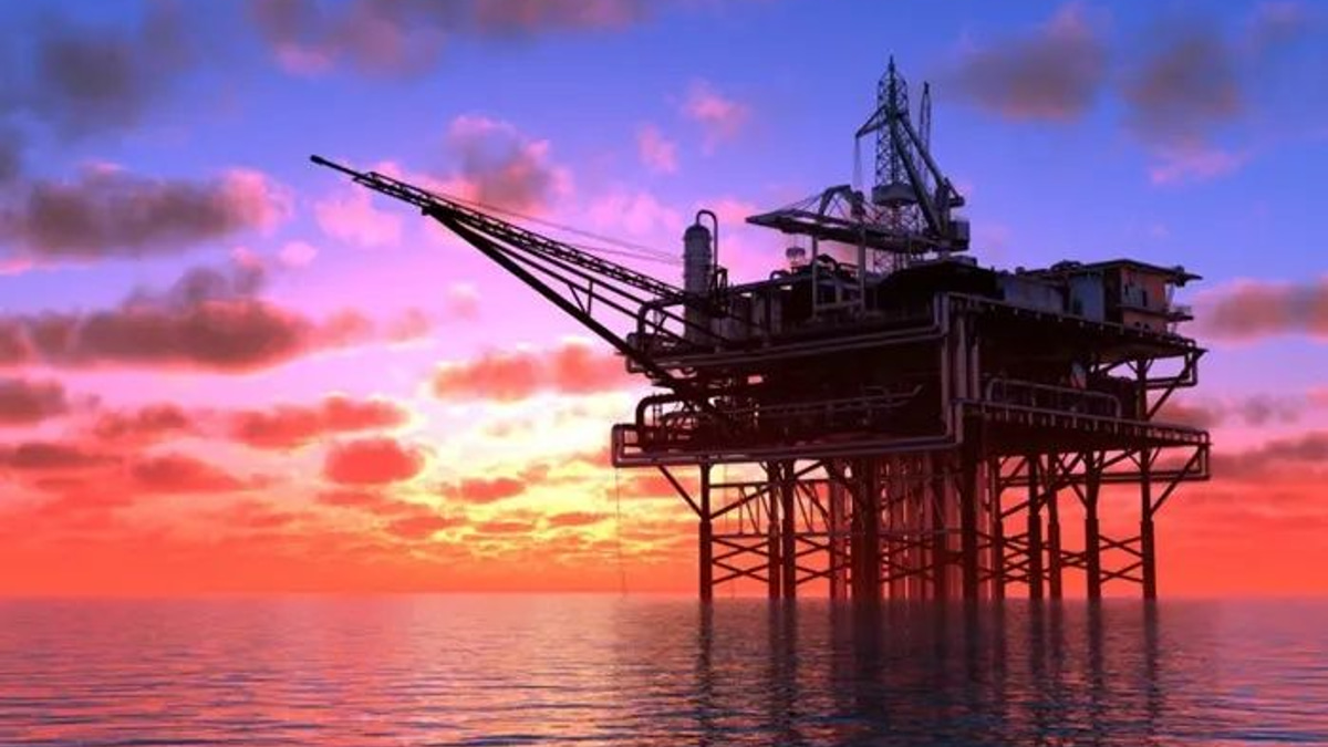 Oil Edges Higher as US-Iran Peace Talks Falter, Regional Tensions Persist