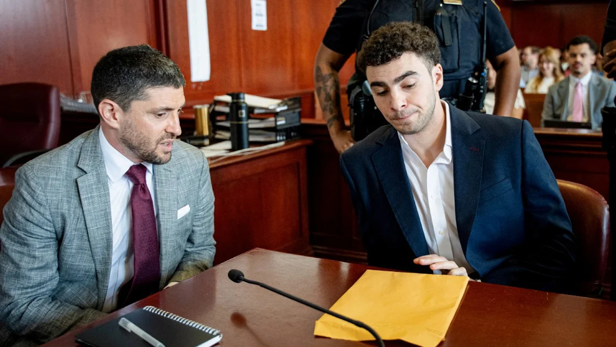 Mangione drops mental health defence strategy in Manhattan CEO killing case