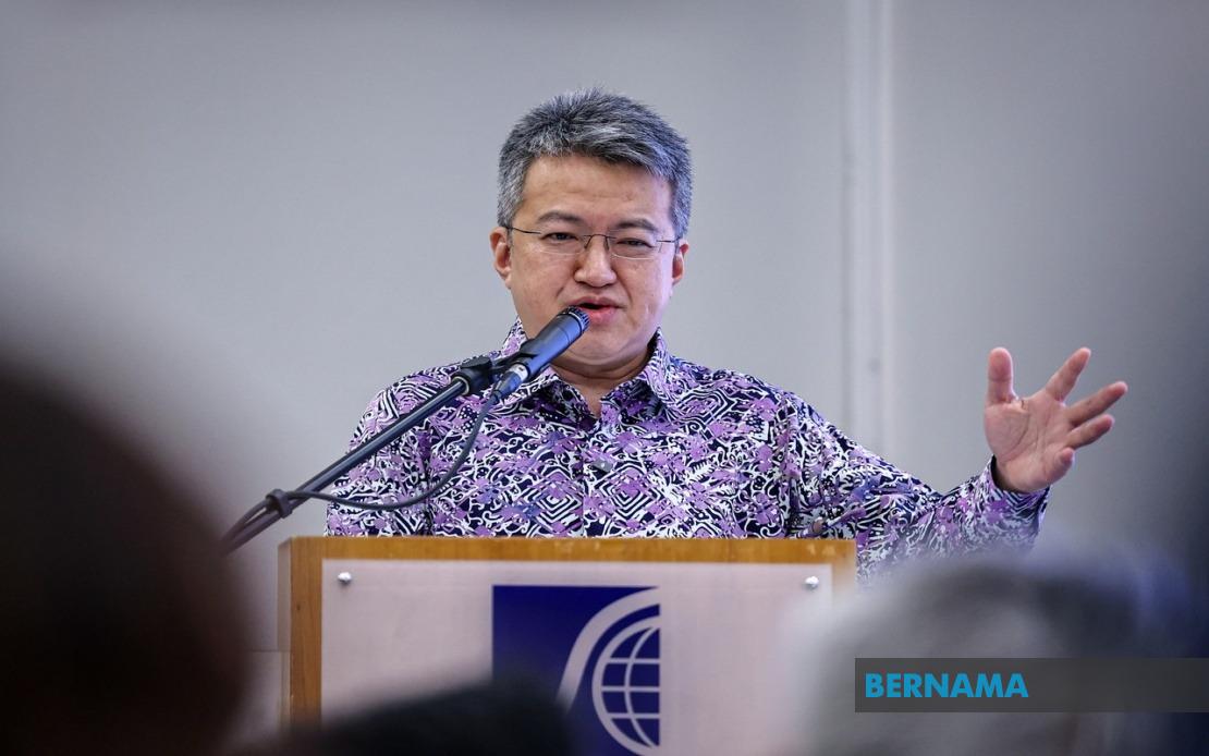 PH Wary of Vote Leakage as PN Sits Out 23 Johor Seats