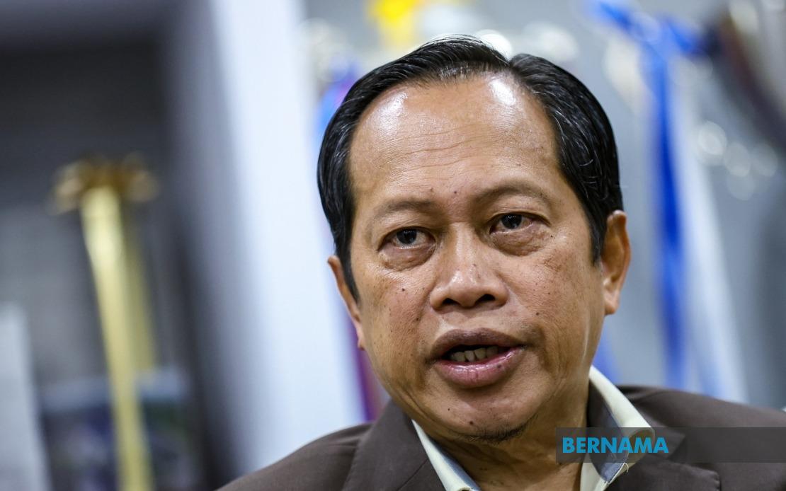 Ahmad Maslan Steps Back From Johor State Election Contest