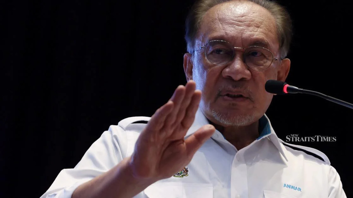 Anwar credits Malaysia's global competitiveness gains to civil service efficiency