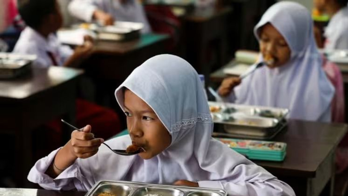 Indonesia's Free Meals Programme Hit by Second Leadership Departure in Six Weeks