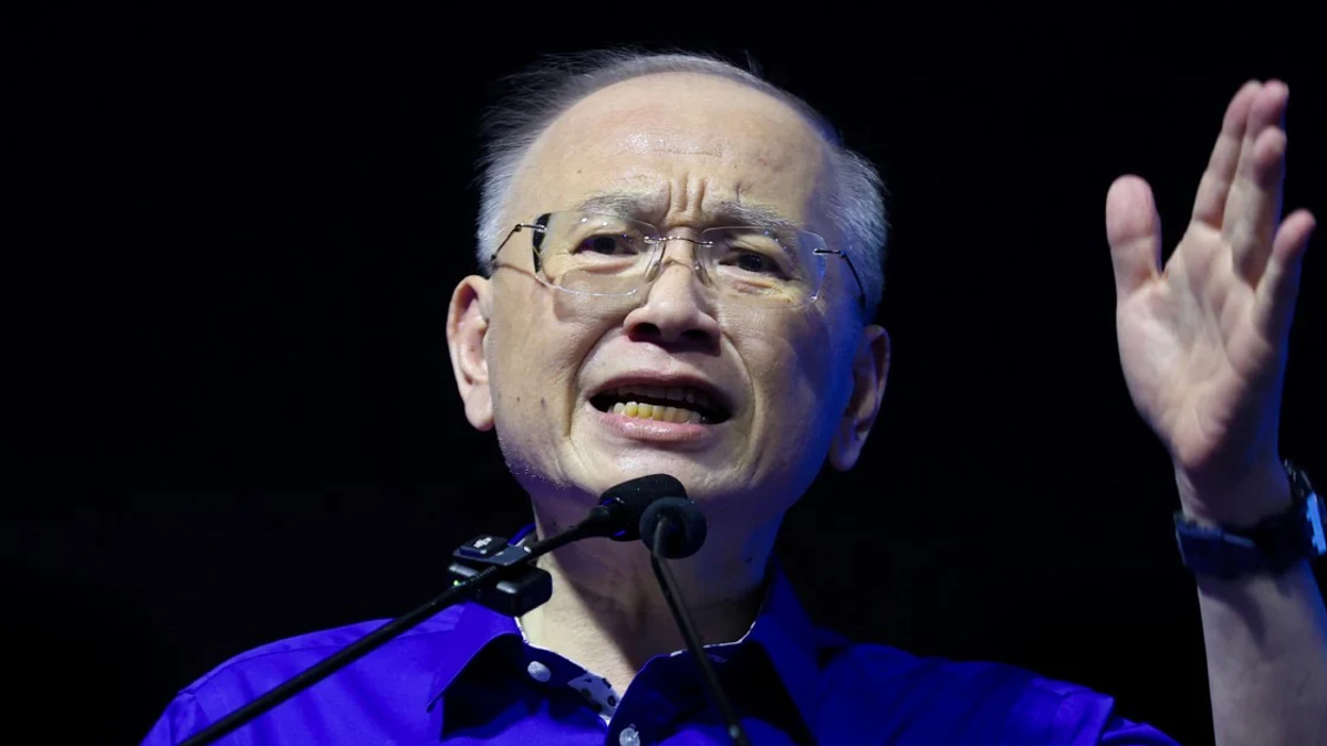 E-ART Delays Fuel Congestion Fears as Johor MP Calls for Transport Ministry Action