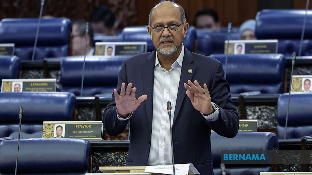 Malaysia Adopts Dual Strategy Against AI Misuse With New Governance Bill