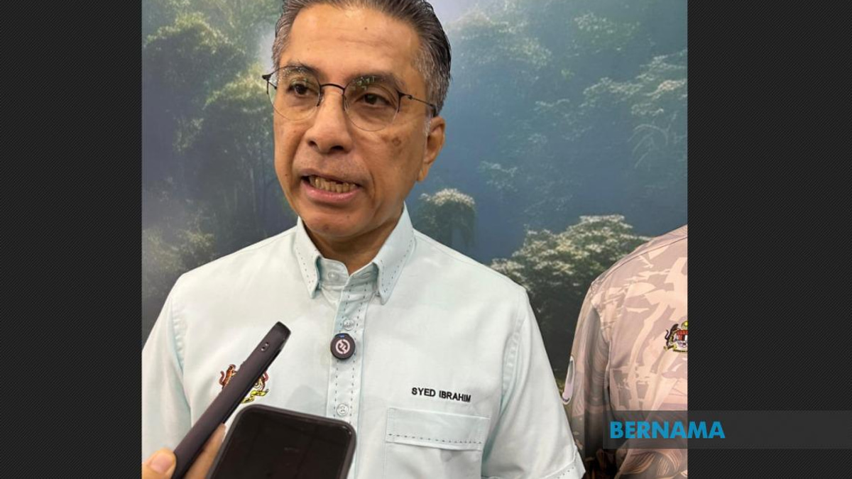 Malaysia Monitors Three Elephants at Osaka Zoo Under 25-Year Conservation Pact