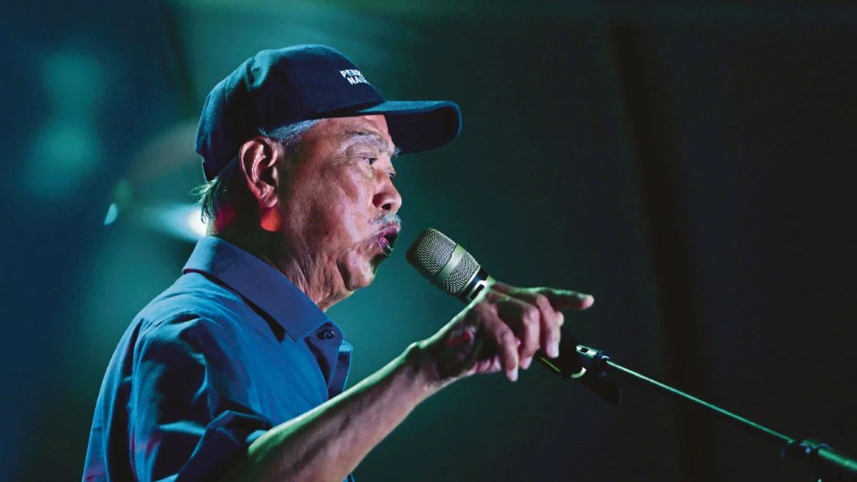 Muhyiddin brushes off PAS snub as Bersatu fights for Johor seats without party's ground machinery