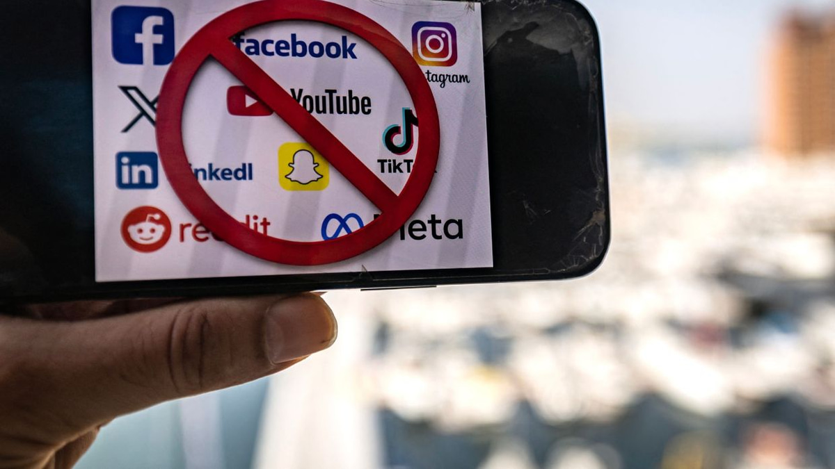 UAE Joins Global Crackdown on Teen Social Media Use with Under-15 Ban