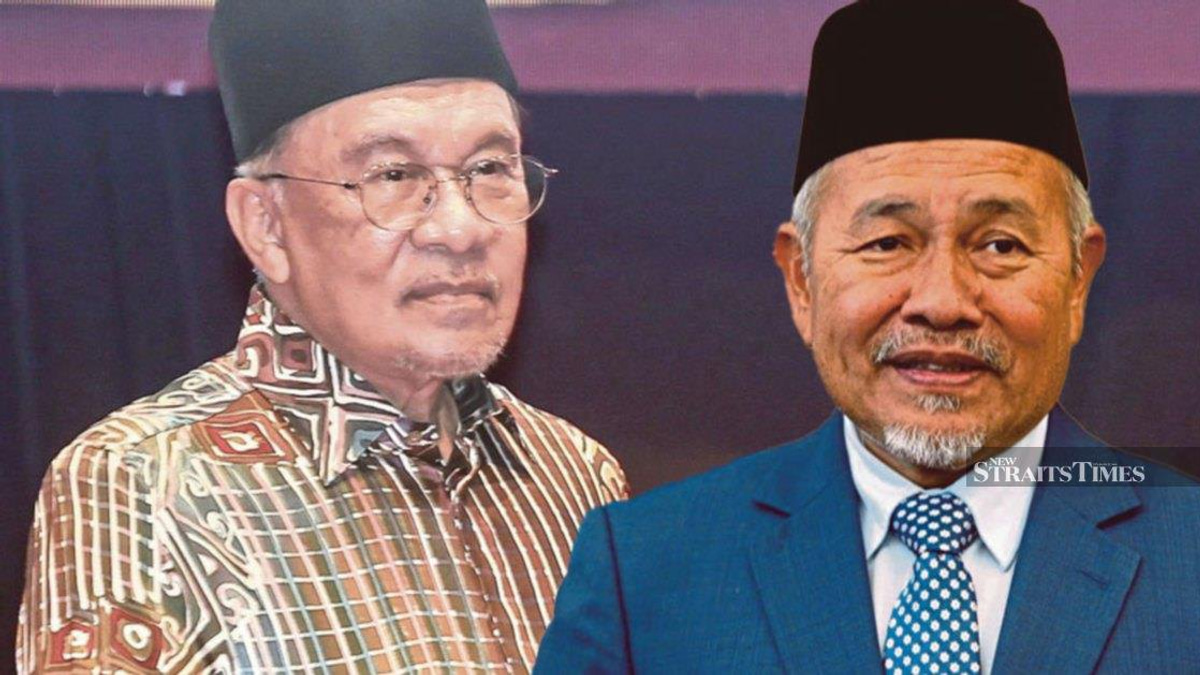 Anwar Demands Retraction from PAS Deputy President Over Alleged Defamatory Remarks