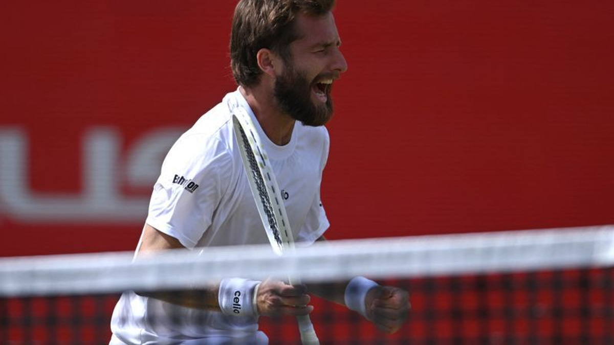 Moutet's Queen's Prize Money Stripped Over Foul-Mouthed BBC Interview