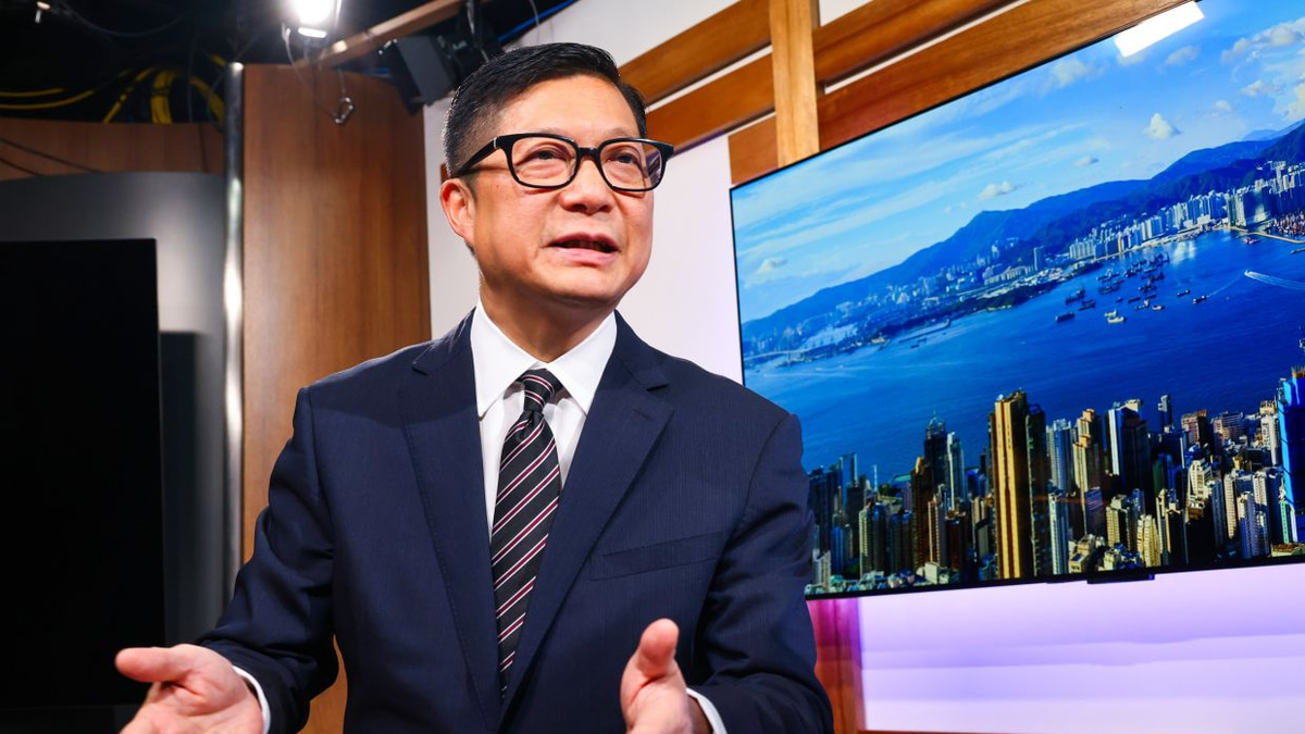 Hong Kong Security Chief Pledges 'No Limits' to Accountability in Wang Fuk Court Fire Investigation