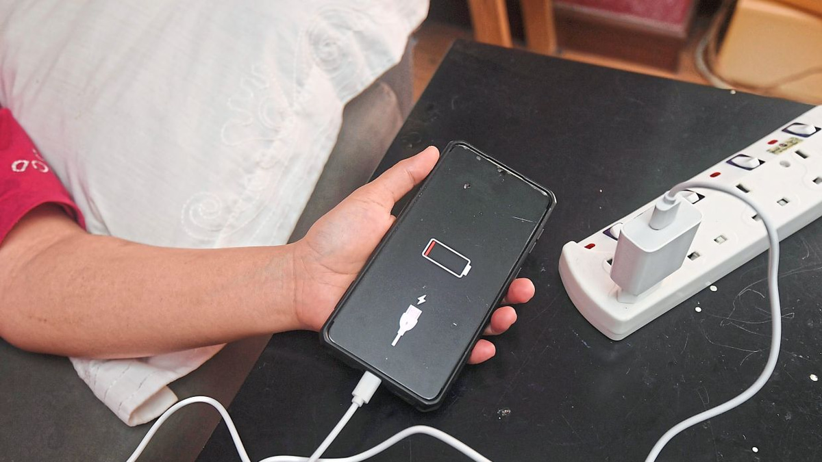 Device charging fires cost Malaysia RM14.2 million since 2023, with Sarawak bearing bulk of losses