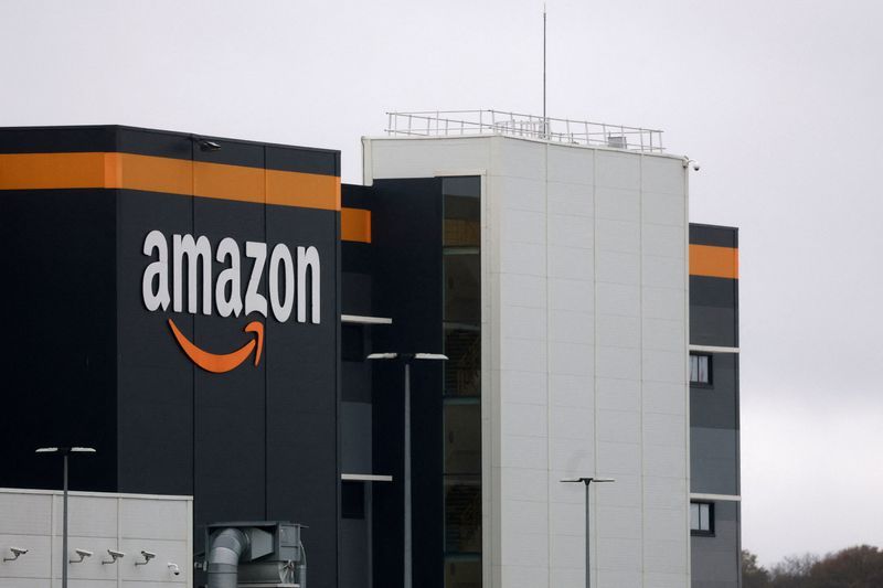 EU Sets Sights on Amazon and Microsoft Cloud Services as Market 'Gatekeepers'