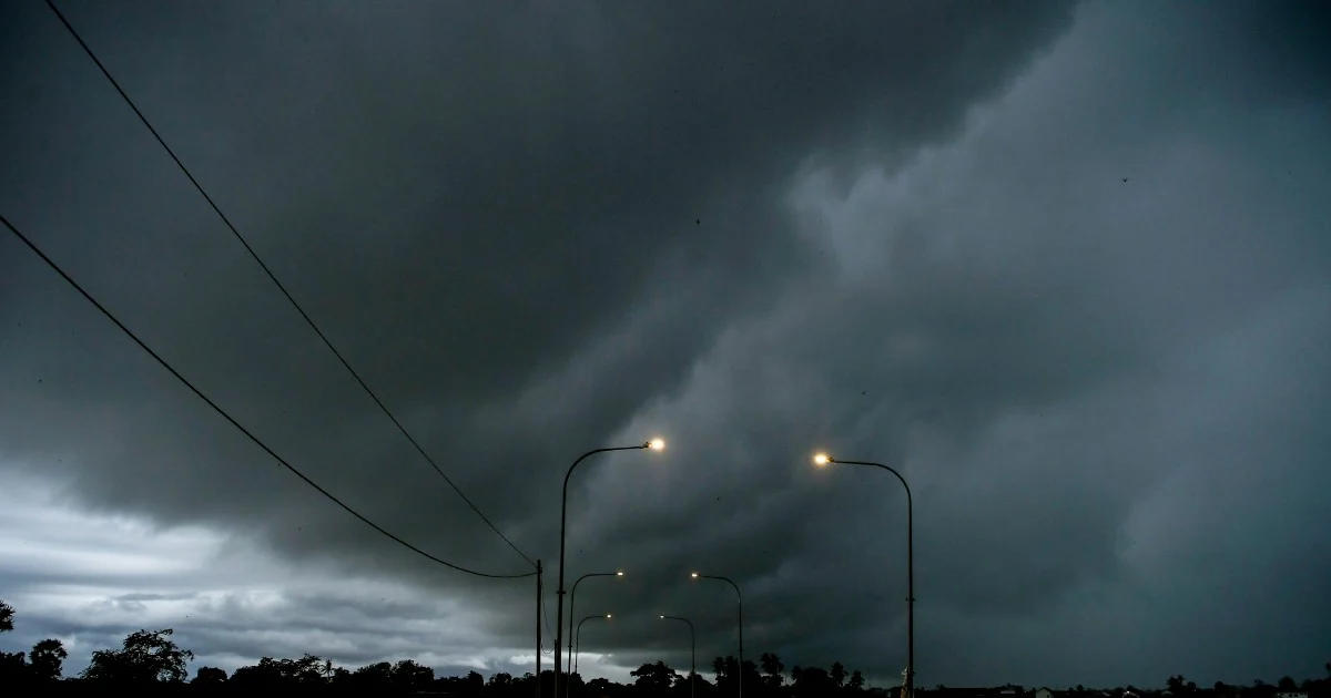 MetMalaysia Issues Thunderstorm Alert Across Peninsula, Sabah and Sarawak Until Evening