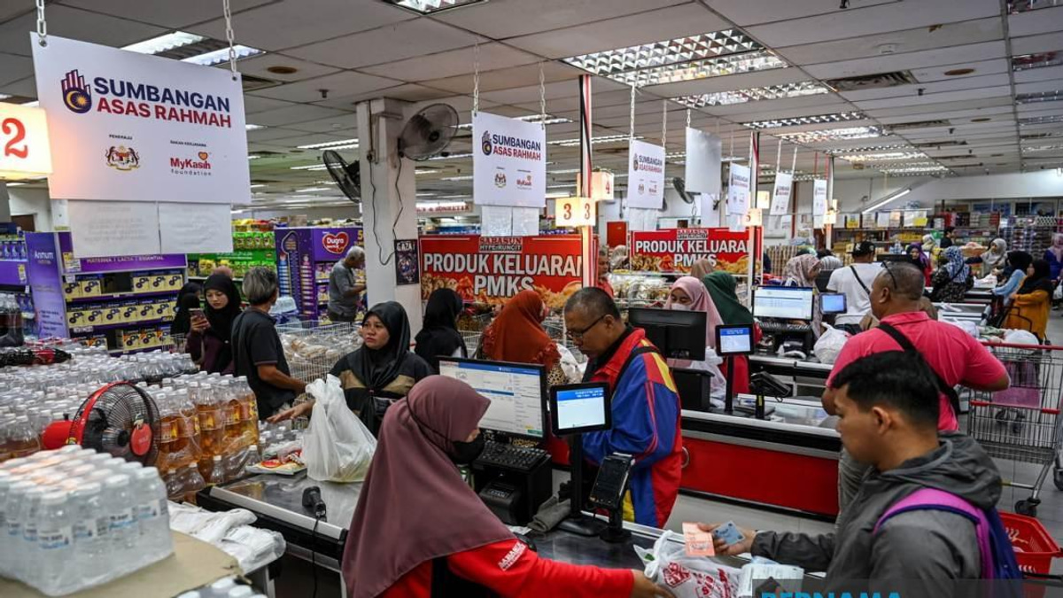 Malaysia Exploring Higher Cash Aid Payouts If Economy Permits, Says PM Anwar