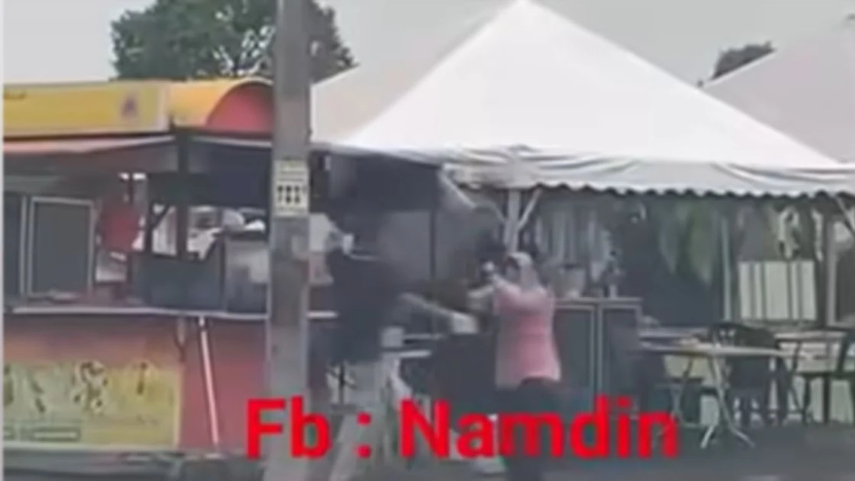 Police Investigate Gelang Patah Food Stall Assault After Video Goes Viral