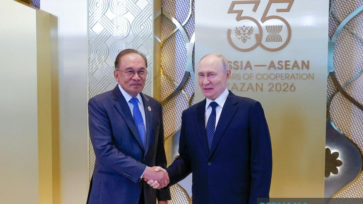 Engagement Platforms Essential for Building Trust Between Nations, Says PM Anwar