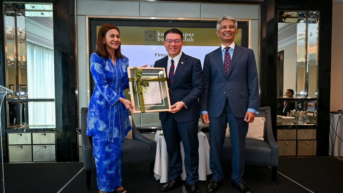 Policy Continuity Essential for Malaysia's Economic Transformation, Says Nga