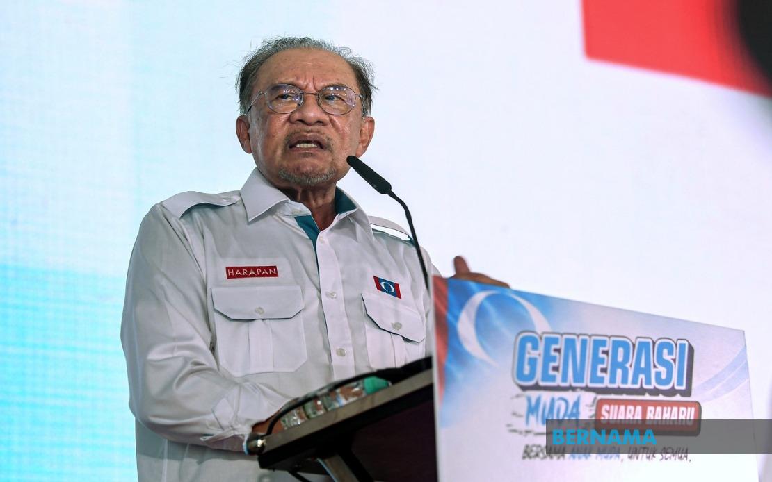 Government Continues Development Funding to Opposition Areas, Says PM Anwar