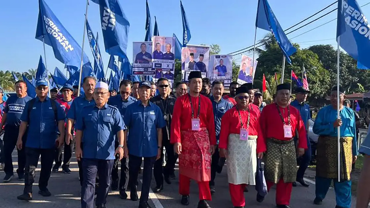 Muhyiddin Rallies Support for Bersatu's Bukit Kepong Candidate