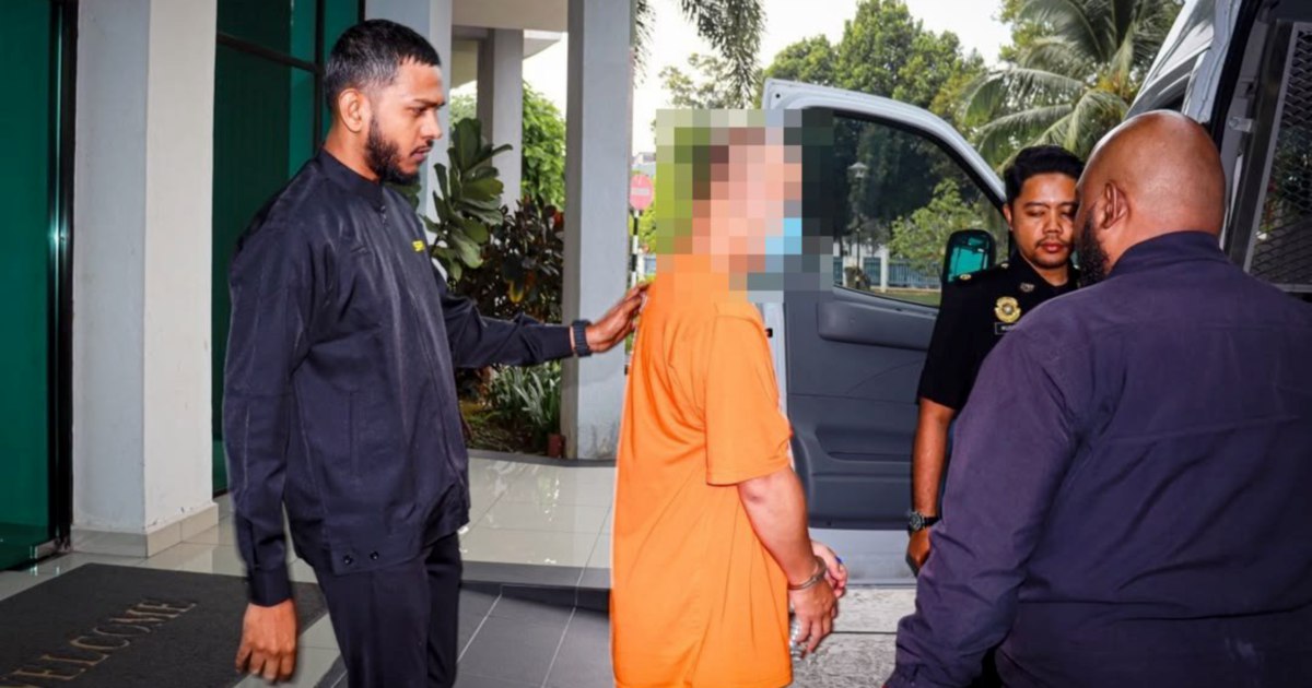 Former Civil Servant Remanded on RM300,000 False Claims Fraud Charge
