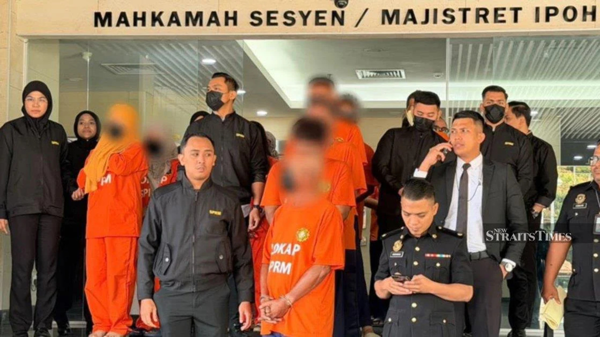 MACC Detains 13 in Major Bribery Inquiry Including Senior Government Officials