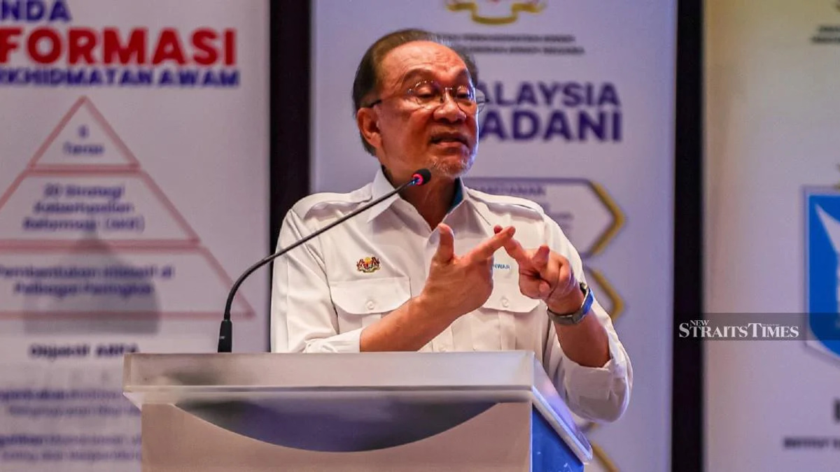 Anwar defends Mat Sabu's remarks, appeals for unity amid PH tensions