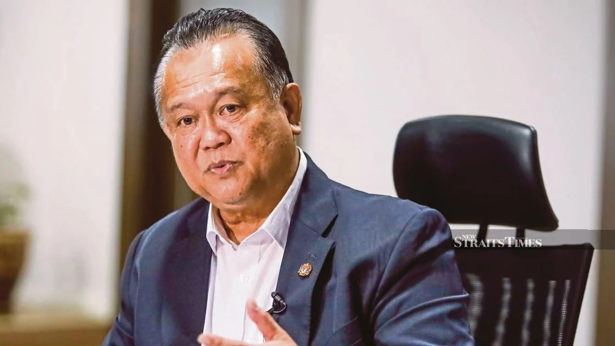 Malaysia Must Pivot to Smarter Transport Integration, Says Works Minister Nanta