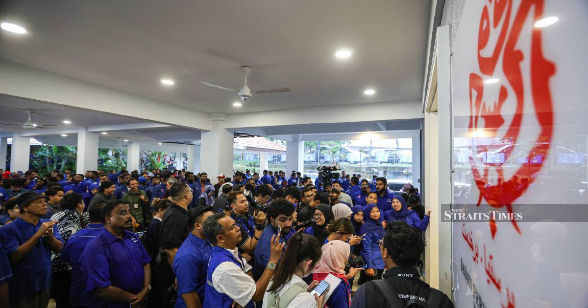 Johor Umno headquarters buzzes with anticipation as Barisan Nasional prepares to unveil state election slate