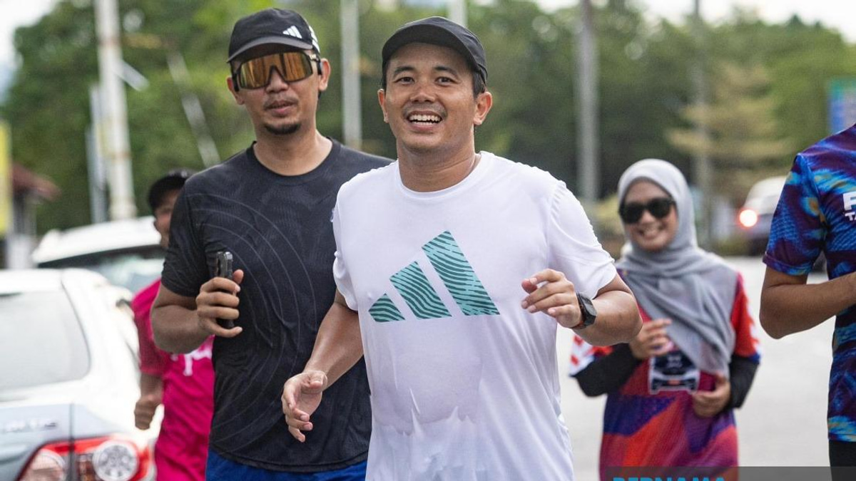Animal Welfare Campaigner Completes First 50km of Parliament Run Despite Injury